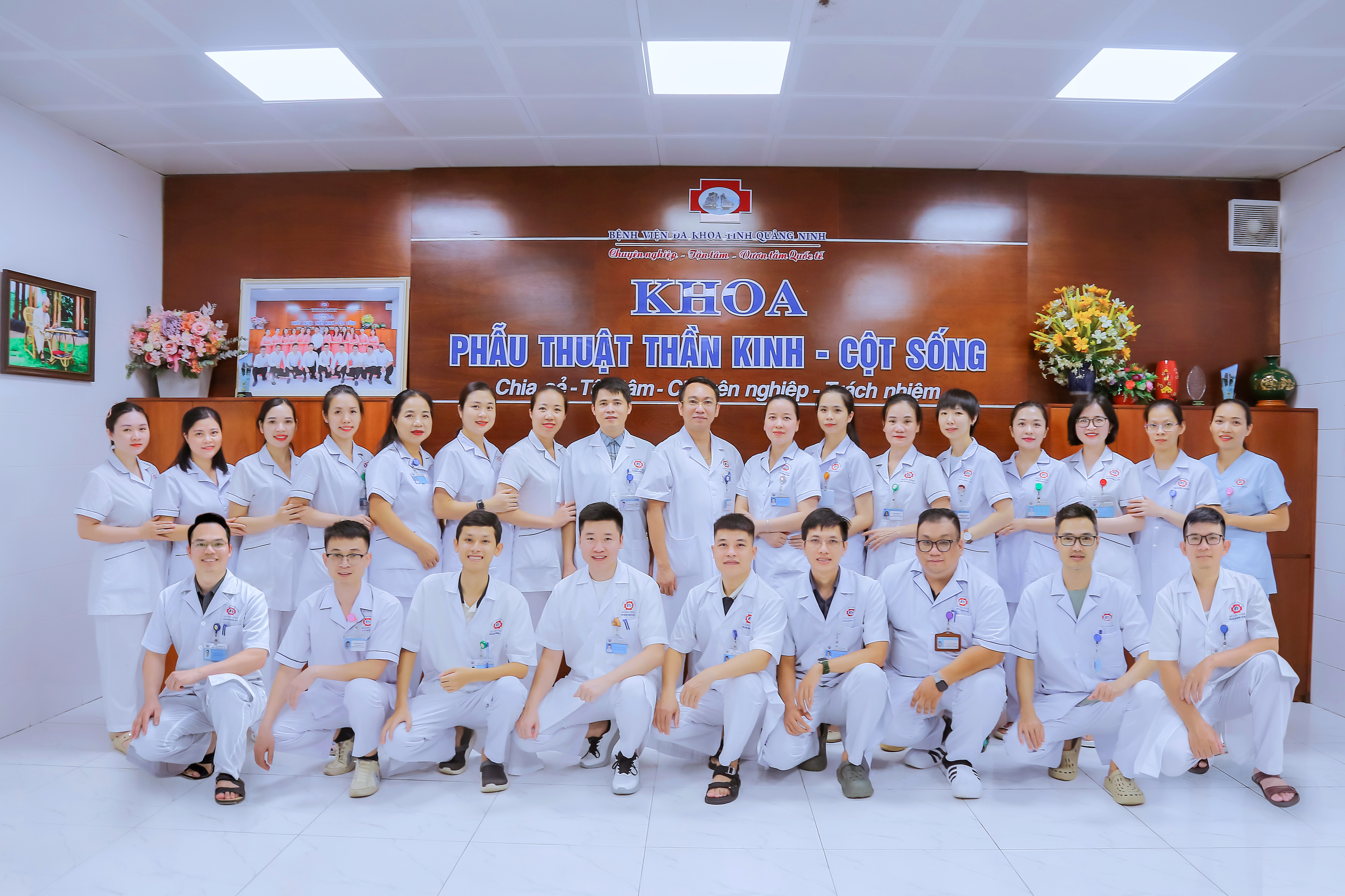 Khoa Phẫu thuật Thần kinh - Cột sống