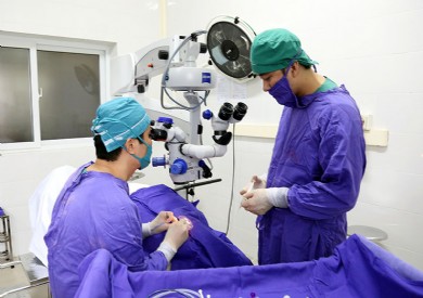Mổ Phaco tại Bệnh viện ĐK tỉnh Quảng Ninh: Phương pháp tối ưu điều trị đục thủy thể
