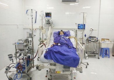 Hồi sinh ngoạn mục bệnh nhân sốc tim ngừng tuần hoàn bằng kỹ thuật ECMO