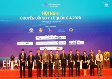 Bệnh viện Đa Khoa tỉnh Quảng Ninh được vinh danh tại Hội nghị chuyển đổi số y tế quốc gia năm 2020