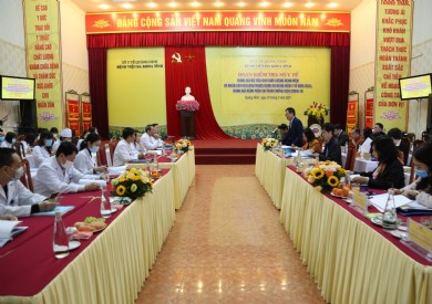 Đoàn kiểm tra Sở Y tế đánh giá hoạt động Bệnh viện Đa khoa tỉnh Quảng Ninh năm 2020