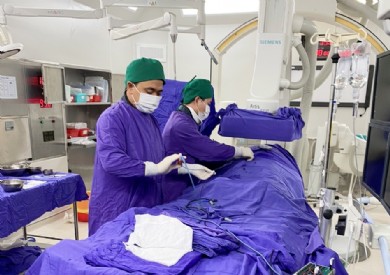 Cứu chữa hàng trăm trái tim lỗi nhịp nhờ kỹ thuật triệt đốt rối loạn nhịp bằng sóng tần số Radio