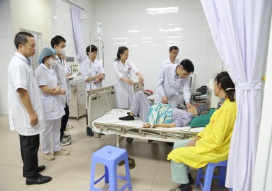 Thông báo danh sách nguồn nhân lực chất lượng cao tăng cường cơ sở 2 bệnh viện đa khoa tỉnh Quảng Ninh