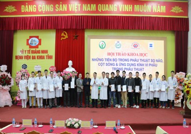 Hội thảo khoa học “Những tiến bộ trong phẫu thuật sọ não cột sống và ứng dụng kính vi phẫu trong phẫu thuật”