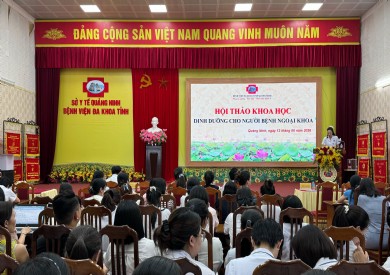 Bệnh viện Đa khoa tỉnh Quảng Ninh tổ chức Hội thảo ''Dinh dưỡng cho người bệnh ngoại khoa''